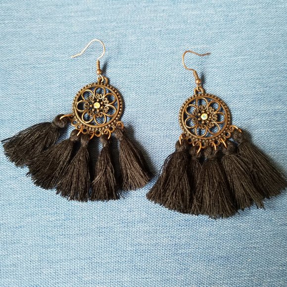 Jewelry - Tassel Earrings:  Black - NWOT